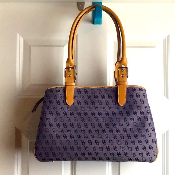 CLEARANCE SALE 🌸 Vtg. NEW Dooney & Bourke Satchel w/ Wristlet & ID holder NWOT - Picture 2 of 16